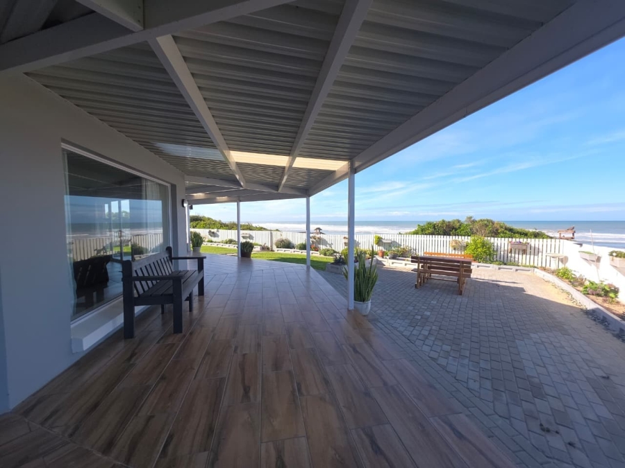 3 Bedroom Property for Sale in Cannon Rocks Eastern Cape